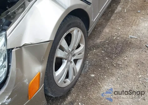 2010 Mercedes-Benz C 300 Luxury 4Matic/Sport 4Matic z USA, uszkodzony, nr VIN WDDGF8BB6AF412471